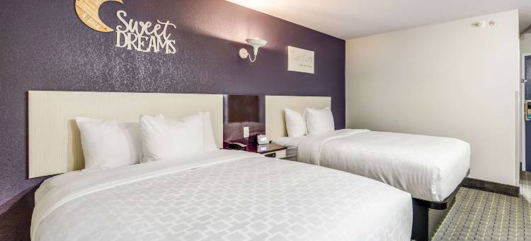 塔拉哈西州国会凯隆波因特酒店(Clarion Pointe Tallahassee-State Capitol)图片