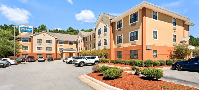 郊区开间哥伦布布拉德利公园(Suburban Studios Columbus Bradley Park)图片