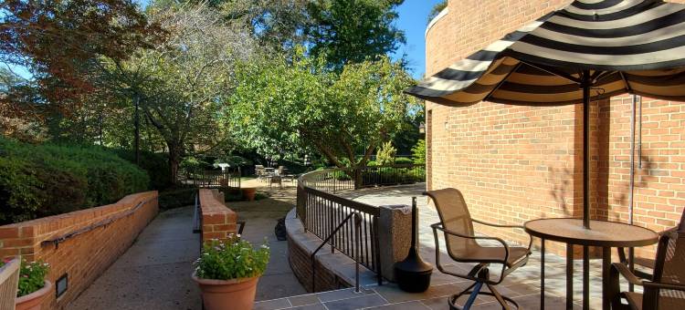 威廉斯堡马格鲁德堡历史酒店，温德姆Trademark精选(Fort Magruder Historic Williamsburg, Trademark by Wyndham)图片