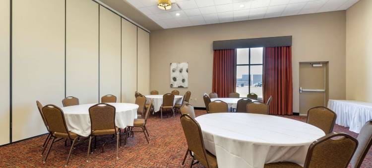 北普拉特贝斯特韦斯特优质套房酒店(Best Western Plus North Platte Inn  Suites)图片