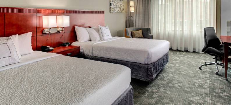 安尼斯顿牛津万怡酒店(Courtyard Anniston Oxford)图片