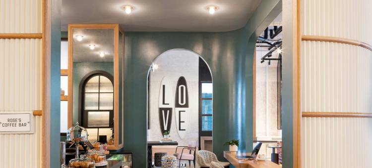 圣彼得堡市中心莫克西酒店(Moxy St. Petersburg Downtown)图片