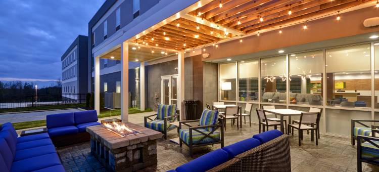 北大急流城希尔顿惠庭酒店(Home2 Suites by Hilton Grand Rapids North)图片