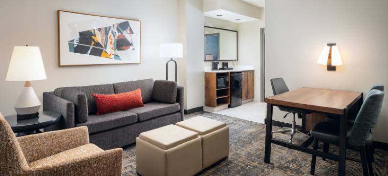 林肯希尔顿安泊酒店(Embassy Suites by Hilton Lincoln)图片