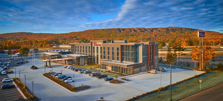 沃索希尔顿花园酒店(Hilton Garden Inn Wausau)图片