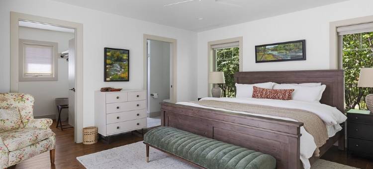 永恒舒适: 翻新三卧室度假屋(Timeless Comfort: Unwind in Our Remodeled 3 bedroom Retreat)图片