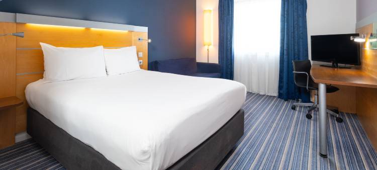 贝德福德智选假日酒店(Holiday Inn Express Bedford)图片