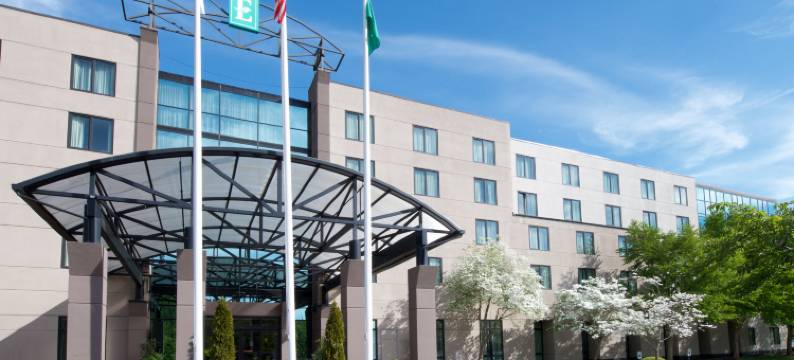 北西雅图林伍德希尔顿大使套房酒店(Embassy Suites by Hilton Seattle North Lynnwood)图片