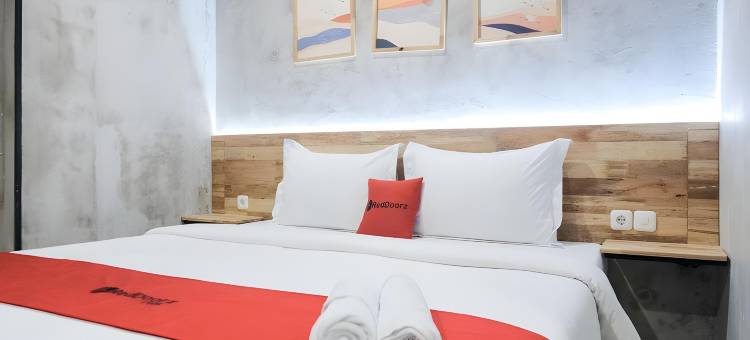 红多兹酒店@棉兰塞基普(RedDoorz @ Sekip Medan)图片