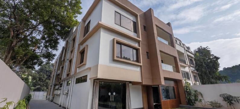 比斯图普尔的Treebo金色沙滩(Treebo the Golden Sands, Bistupur)图片