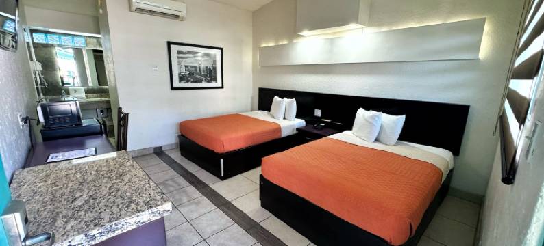 TJ的R INN(REAL INN DE TIJUANA BOULEVARD AGUA CALIENTE)图片