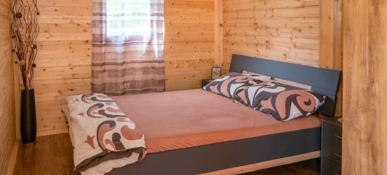 Robinzonski Kamp Hofman图片