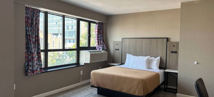纽约拉瓜迪亚的皇家酒店套房(Regal Inn & Suites New York LaGuardia Hotel)图片