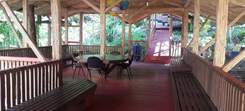 希恩特洛芭揪酒店(Centro Bajo Hotel & Resto)图片