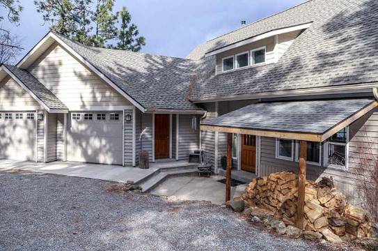 Gorgeous Waterfront Home with Private Dock - Spectacular Lake Retreat