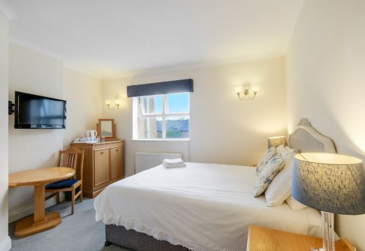 Charles House - Windsor Castle Hotel Overview