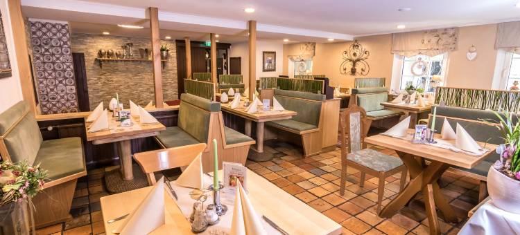 坎布里努斯阿尔斯贝格酒店(Hotel Gambrinus Arnsberg)图片