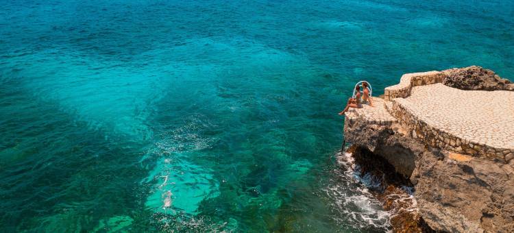 空闲片刻悬崖酒店(Idle Awhile Cliffs)图片