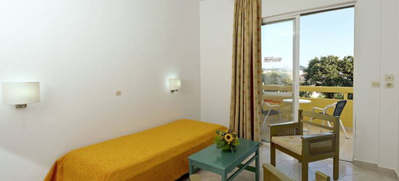 特力安塔酒店公寓(Trianta Hotel Apartments)图片