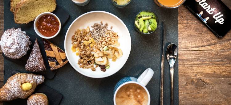 额谱酒店(Up Hotel)图片