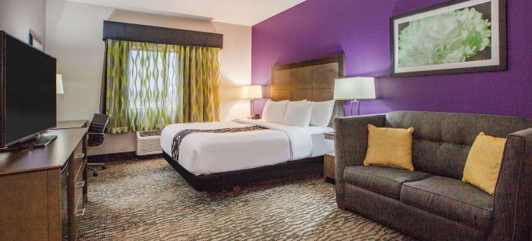 埃尔克哈特拉昆塔温德姆套房酒店(La Quinta Inn & Suites by Wyndham Elkhart)图片