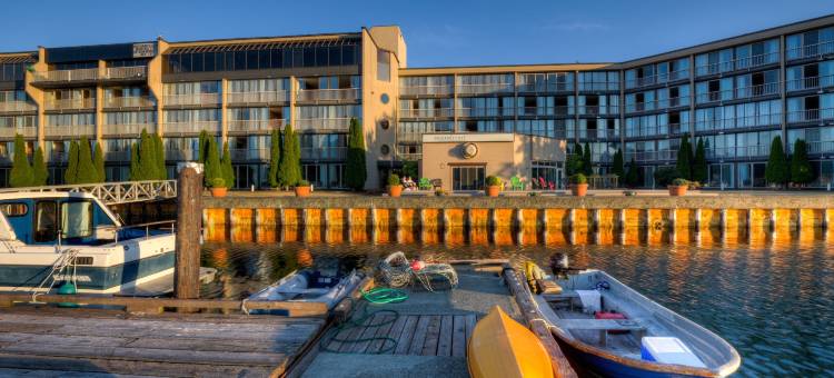 科威恰湾海滨套房酒店(Oceanfront Suites at Cowichan Bay)图片