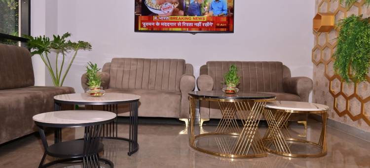 舒布拉加济普尔舒适酒店(Comfort Inn Shubhra Ghazipur)图片