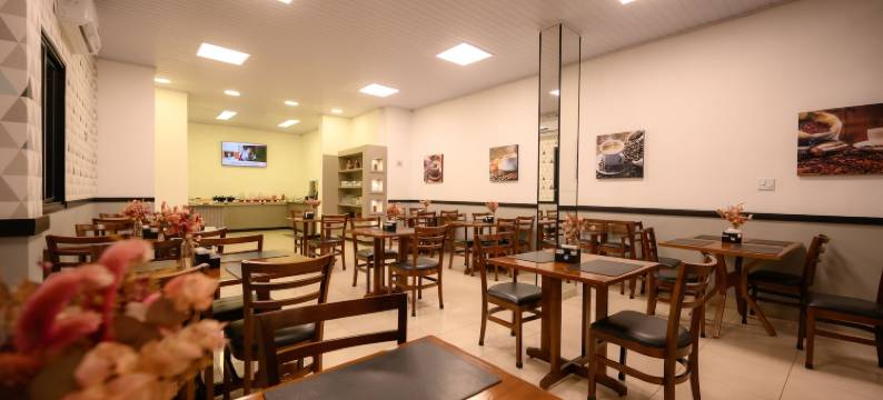 克罗尼尔酒店(Hotel Colonial)图片