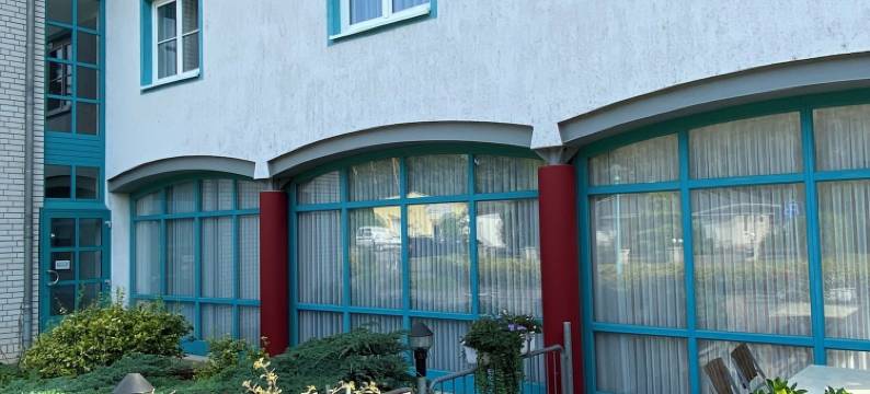 巴特波美拉尼亚古特酒店(Gut-Hotel Pommernhotel Barth)图片