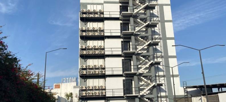 布加里机场酒店瓜达拉哈拉(Hotel Bugari Aeropuerto Guadalajara)图片