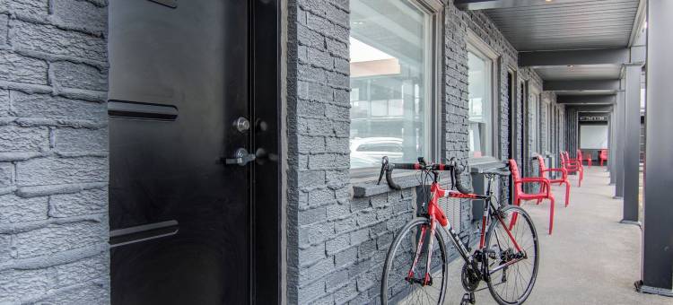 诺曼丁阿尔玛汽车旅馆(Hôtel-Motel Normandin Alma)图片