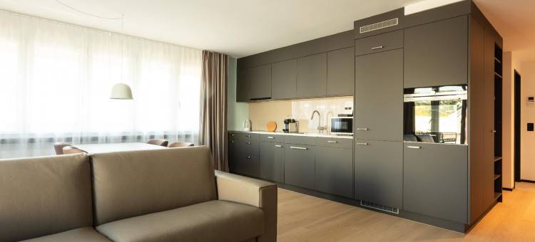 市中心EMA之家服务式优质公寓(Ema House Serviced Apartments Superior Downtown)图片