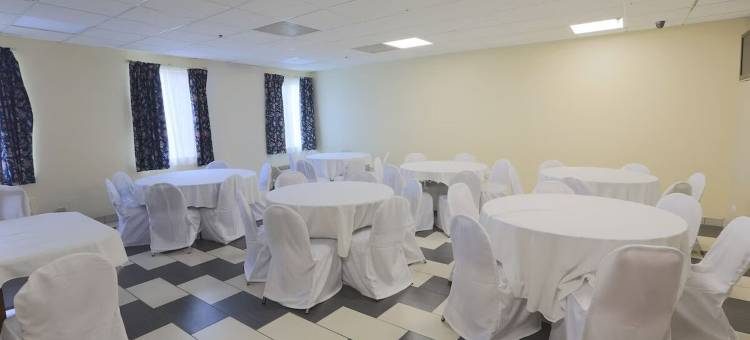 Kings Inn By OYO 卡鲁梅特公园 I-57(Kings Inn by OYO Calumet Park I-57)图片