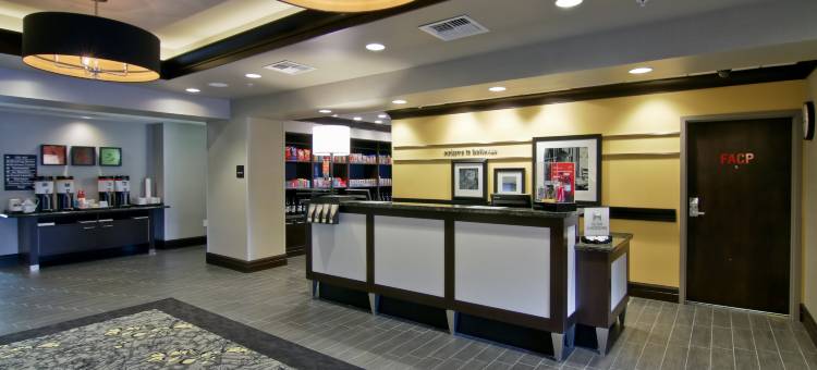 贝尔维尤市中心/西雅图欢朋酒店(Hampton Inn & Suites Bellevue Downtown-Seattle)图片