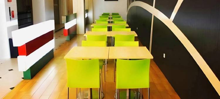 希提斯玛特比达达里酒店(Citismart Bidadari Hotel)图片