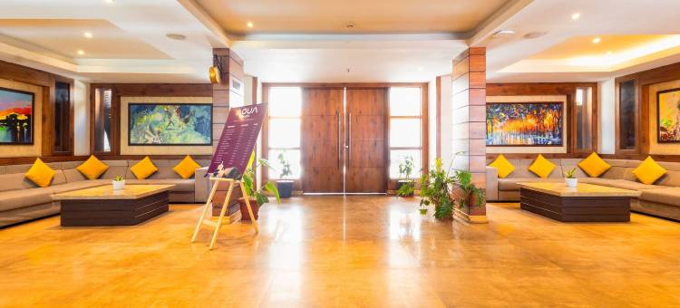 亚什什山岗路(Yashshree Sanderling Mall Road)图片