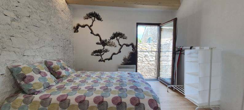 Olonzac Escape: Pool & Charm图片