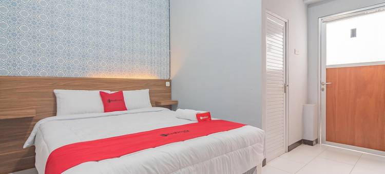 红多兹酒店-近加鲁特广场(RedDoorz Near Alun-Alun Garut)图片