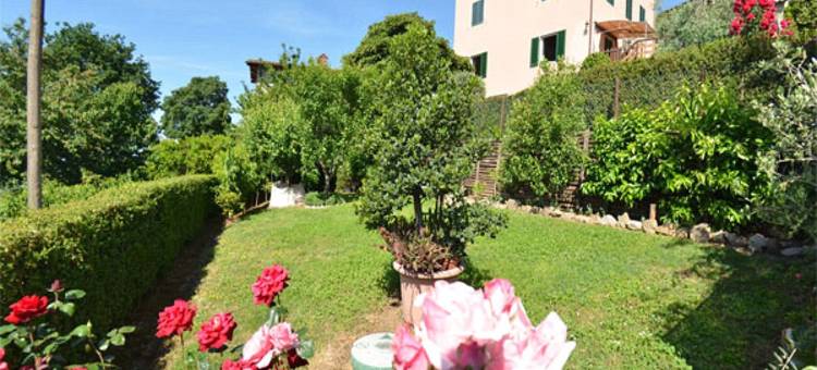 House in Ciciana with Pool and Scenic Views图片