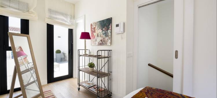 Modern Apartment with Terrace Near the Cathedral. Mateos Gago T.图片