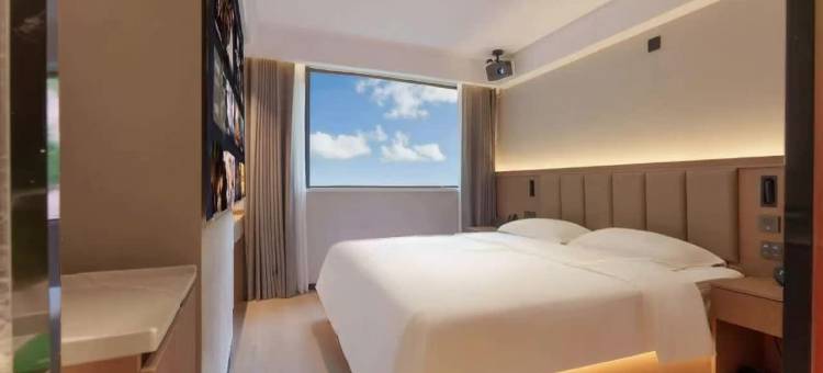 银梦酒店(武昌火车站佰港城店)图片