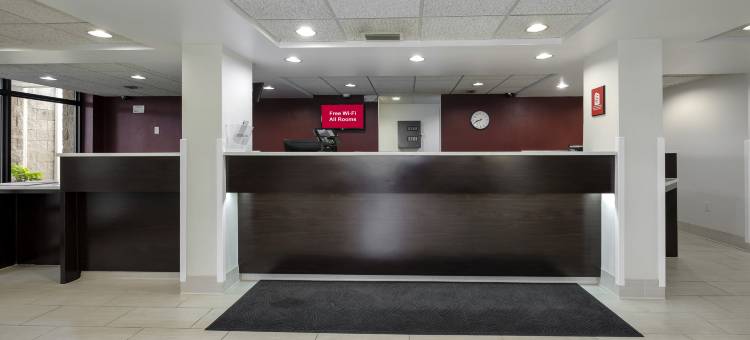 加兹登红顶酒店(Red Roof Inn Gadsden)图片