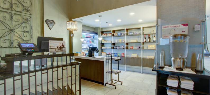 查尔斯顿皇冠假日酒店(Crowne Plaza CHARLESTON AIRPORT - CONV CTR by IHG)图片