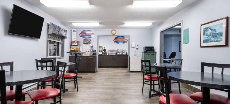 马里内特呗盟套房酒店(Baymont by Wyndham Marinette)图片