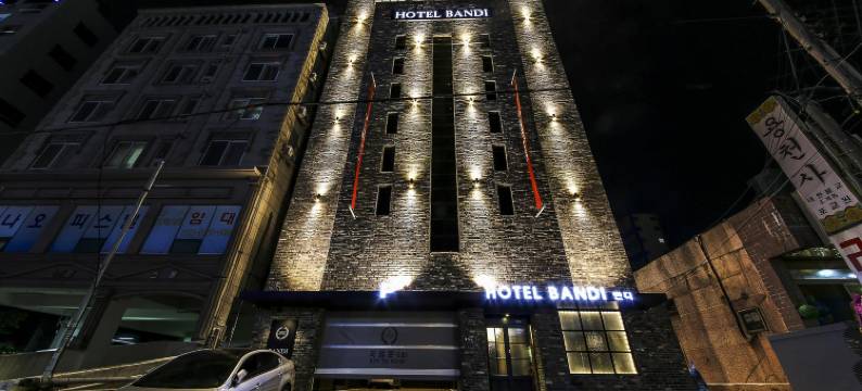 班迪酒店(Hotel Bandi)图片