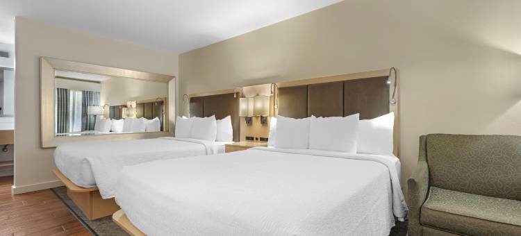 南海岸贝斯特韦斯特优质酒店(Best Western Plus South Coast Inn)图片