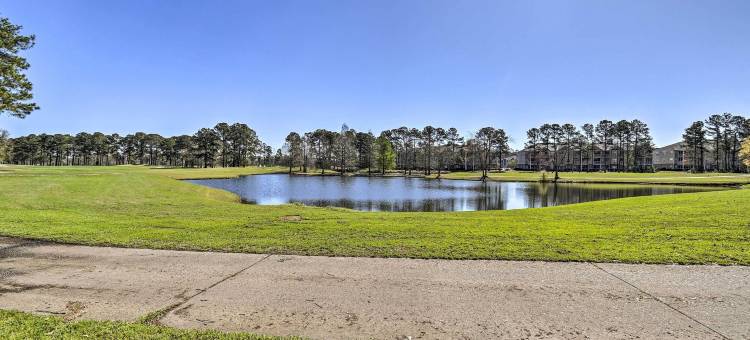 克罗河高尔夫俱乐部公寓，配备社区福利！(Crow Creek Golf Club Condo w/ Community Perks!)图片