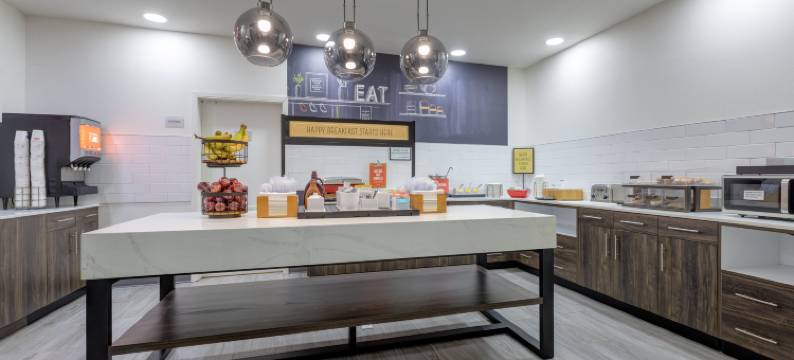 休斯顿迪尔帕克船区希尔顿欢朋酒店(Hampton Inn Houston Deer Park Ship Area)图片