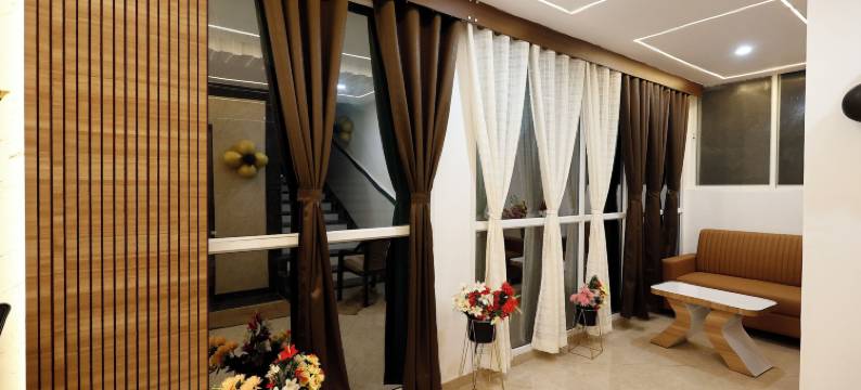 拉杰公寓酒店(Hotel Raj Residency)图片