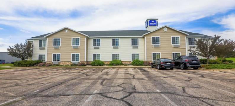 OYO的埃文斯维尔酒店和套房(Evansville Inn & Suites by OYO)图片